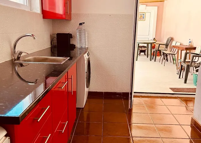 Mae Story Калдаш-да-Раинья