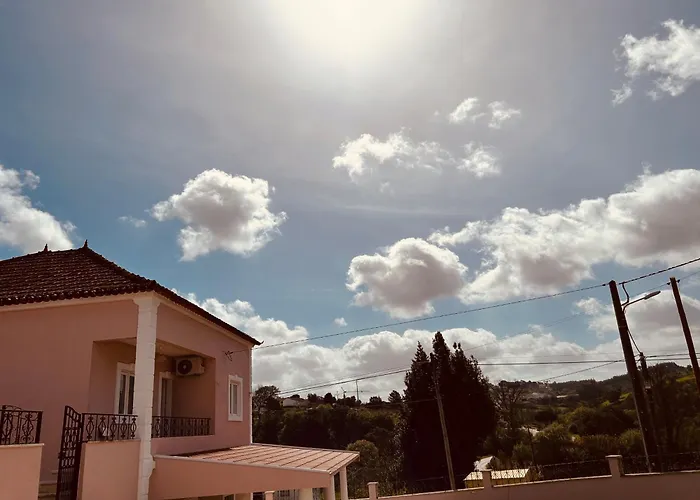 Mae Story Калдаш-да-Раинья